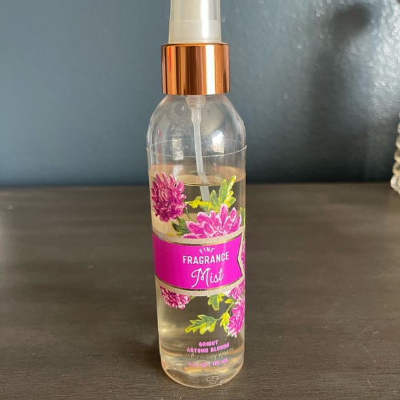 Bath & Body Works Bright Autumn Blooms - Picture 1 of 4
